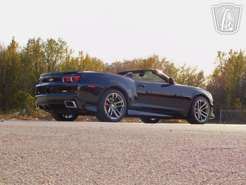 Used 2011 Chevrolet Camaro SS image 25