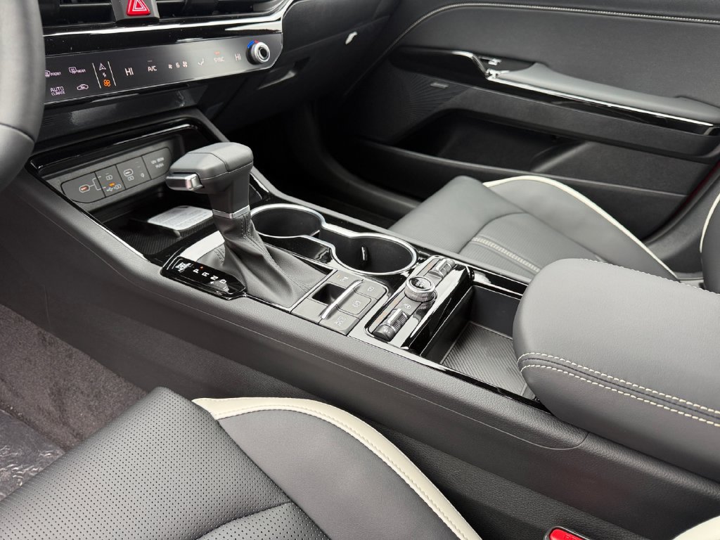 New 2026 Kia K5 GT-Line w/ GT-Line Premium Package AWD/4WD image 19