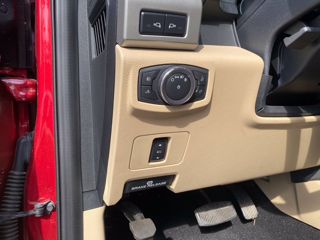 Used 2019 Ford F250 Lariat w/ Lariat Value Package AWD/4WD image 19