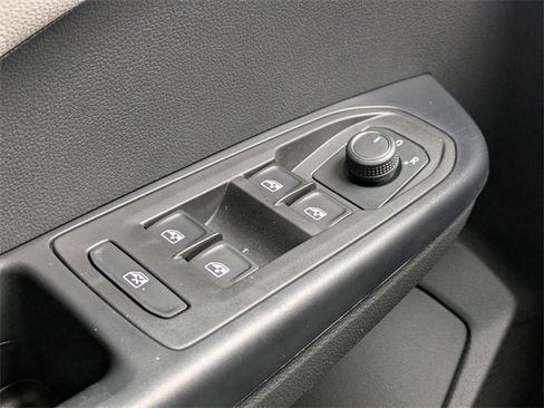 New 2026 Volkswagen Taos S image 21