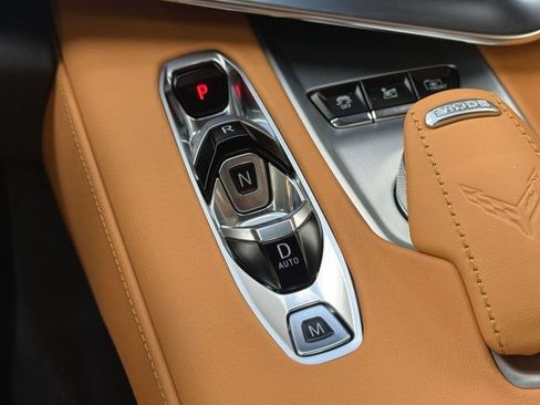 Used 2024 Chevrolet Corvette Stingray Preferred Conv w/ Z51 Performance Package RWD image 17