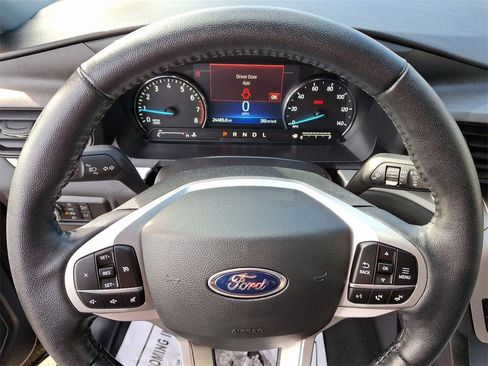 Certified 2023 Ford Explorer XLT image 20