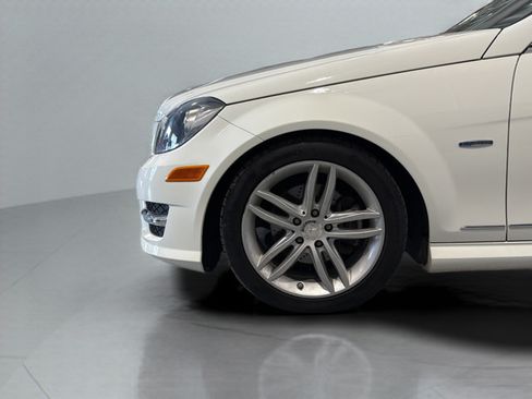 Used 2012 Mercedes-Benz C 250 Sedan image 32