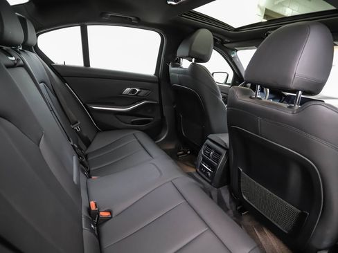 Used 2019 BMW 330i xDrive Sedan AWD/4WD image 26