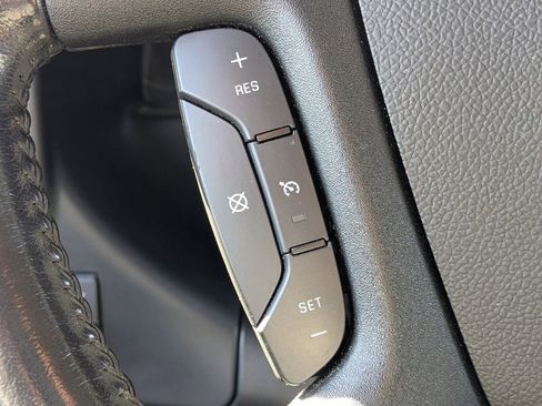 Used 2022 Chevrolet Express 2500 w/ Driver Convenience Package image 26