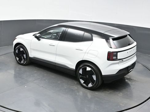 New 2026 Volvo EX30 Plus w/ Protection Package Premier AWD/4WD image 34