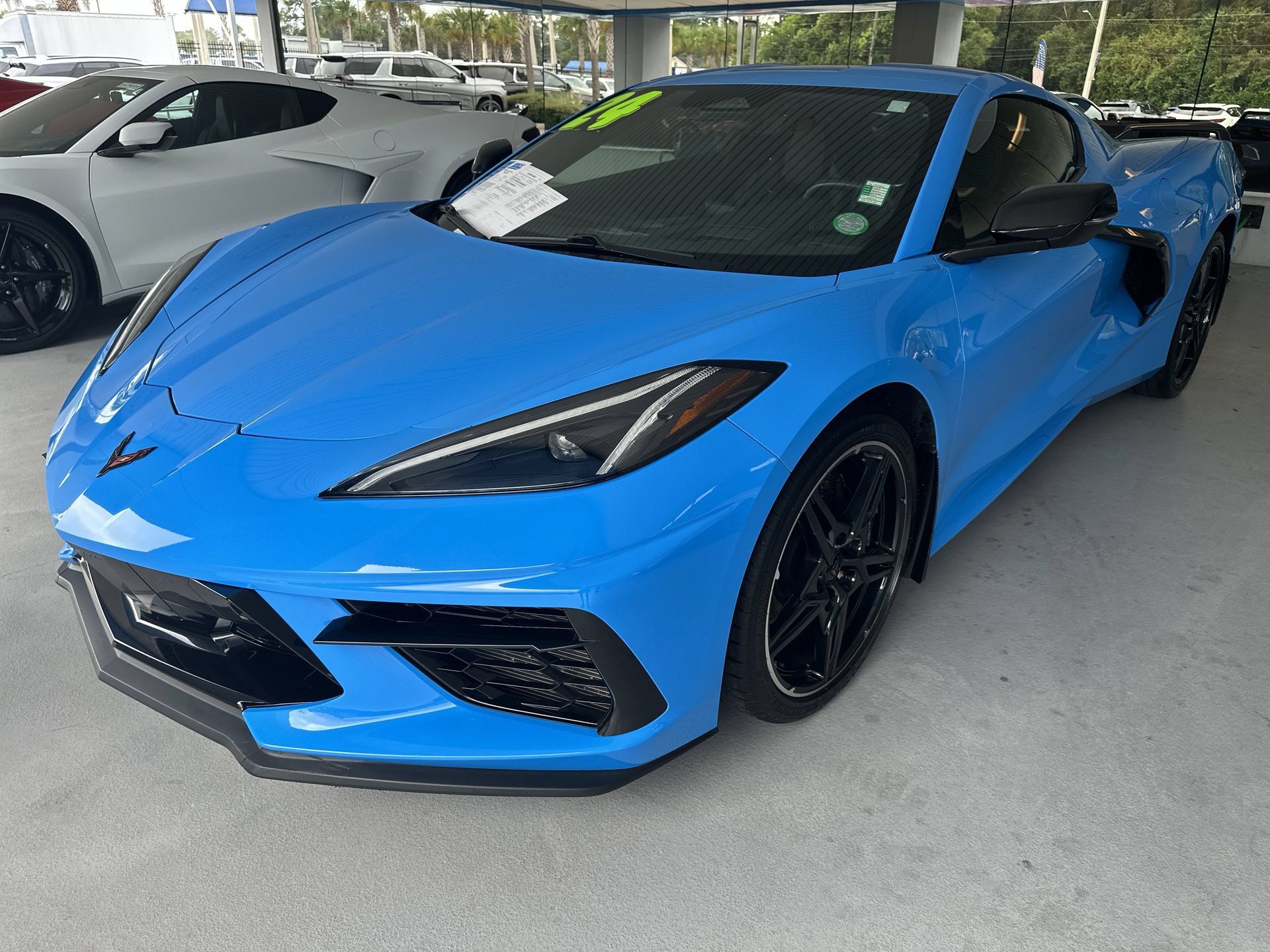 Used 2024 Chevrolet Corvette Stingray Preferred Cpe w/ Z51 Performance Package RWD image 4
