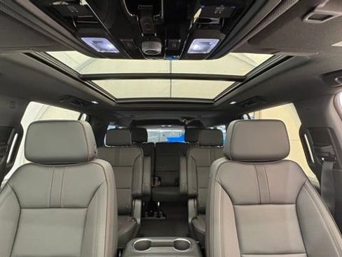 New 2026 Chevrolet Suburban RST w/ RST Capability Package AWD/4WD image 36