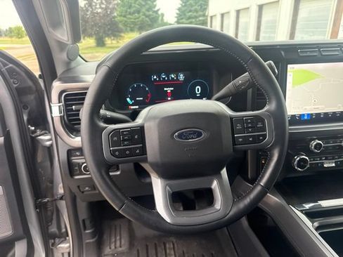 Used 2024 Ford F250 Lariat w/ Black Appearance Package AWD/4WD image 13