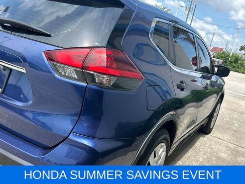 Used 2020 Nissan Rogue S FWD image 9