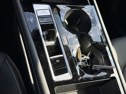 New 2026 Volkswagen Atlas SEL image 25