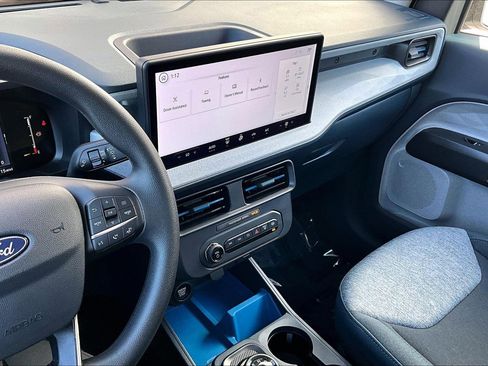 Used 2025 Ford Maverick XLT w/ Equipment Group 302A image 32