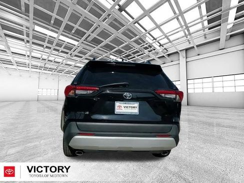 Used 2021 Toyota RAV4 Adventure image 4