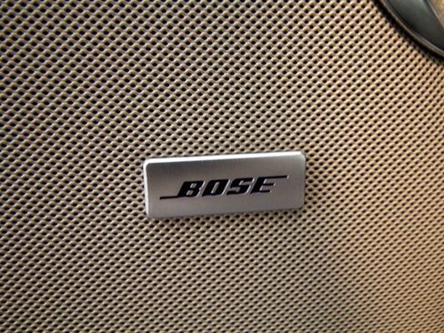 Used 2023 GMC Yukon Denali w/ Denali Reserve Package image 12