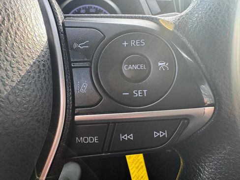 Used 2022 Toyota Camry LE image 15