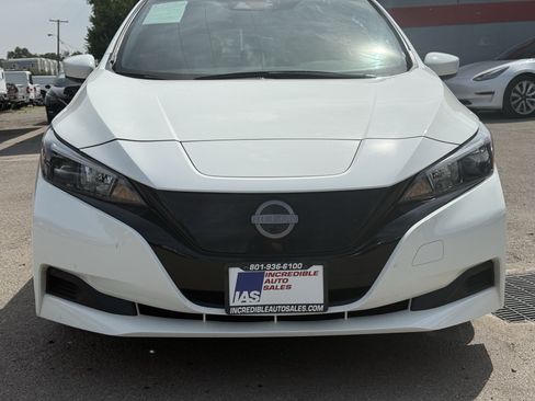 Used 2025 Nissan Leaf S FWD image 23