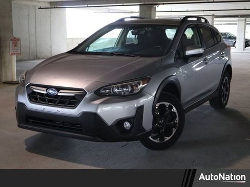 Used 2021 Subaru Crosstrek 2.0i Premium w/ Moonroof Package image 1