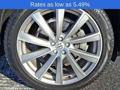 Certified 2023 Volvo XC90 B6 Ultimate w/ Lounge Package image 8