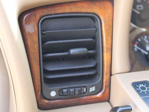 Used 1995 Jaguar XJ6 RWD image 11