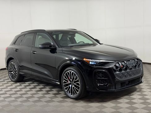 Used 2025 Audi SQ5 Premium Plus w/ Premium Plus Package AWD/4WD image 7