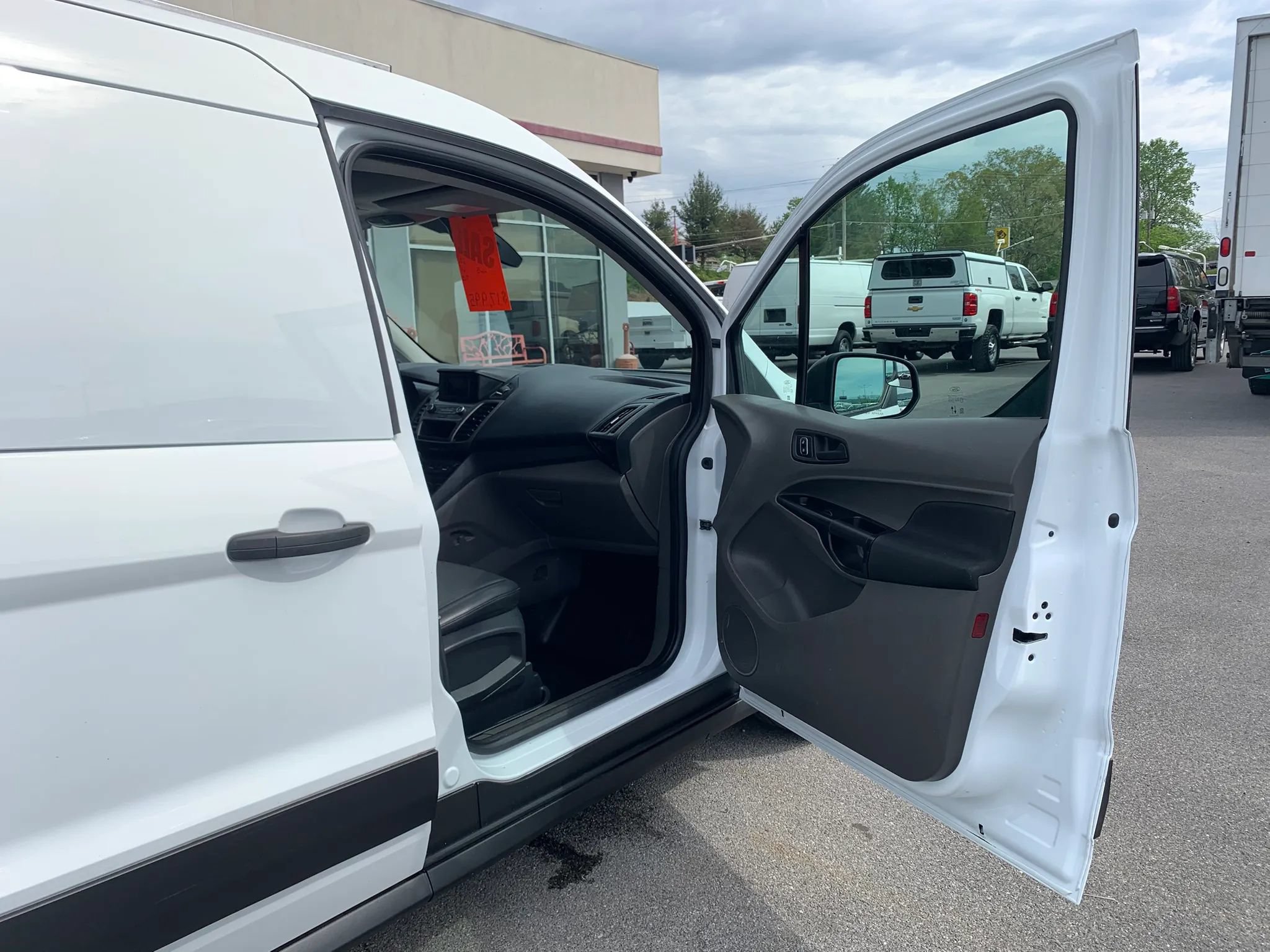 Used 2021 Ford Transit Connect XL FWD image 19