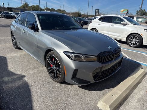 Used 2023 BMW 330i Sedan w/ M Sport Package image 2