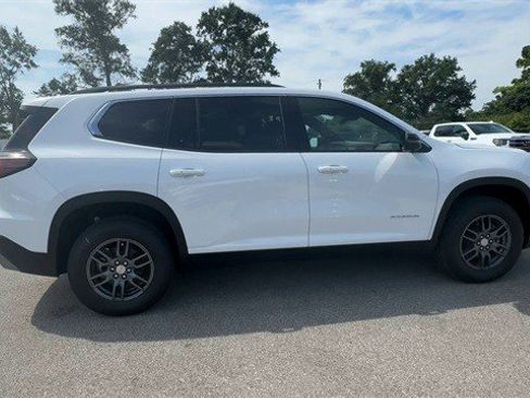 New 2026 GMC Acadia Elevation image 9