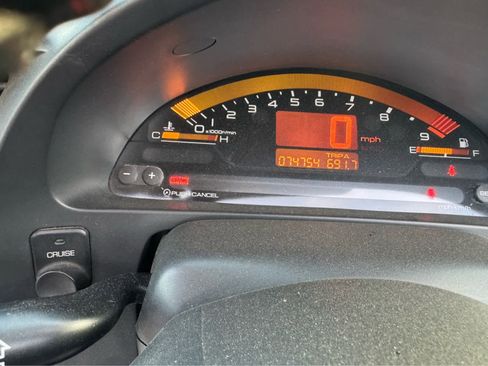 Used 2001 Honda S2000 image 8