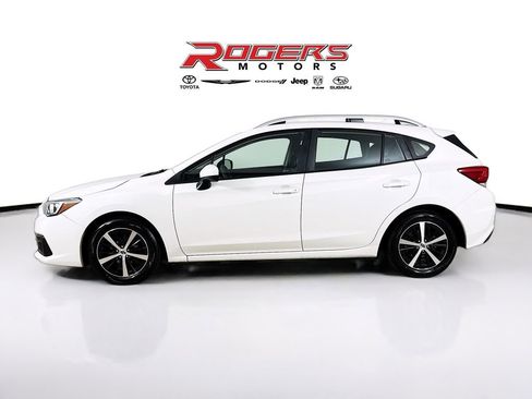 Certified 2023 Subaru Impreza Premium w/ Popular Package #3 image 4