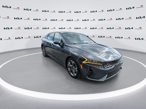 Used 2023 Kia K5 EX FWD image 2