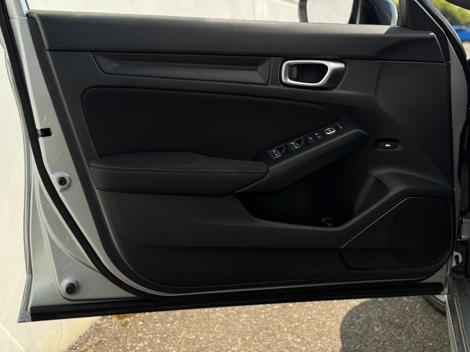 Used 2025 Honda Civic Sport image 11