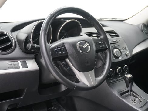 Used 2013 MAZDA MAZDA3 i Touring FWD image 10