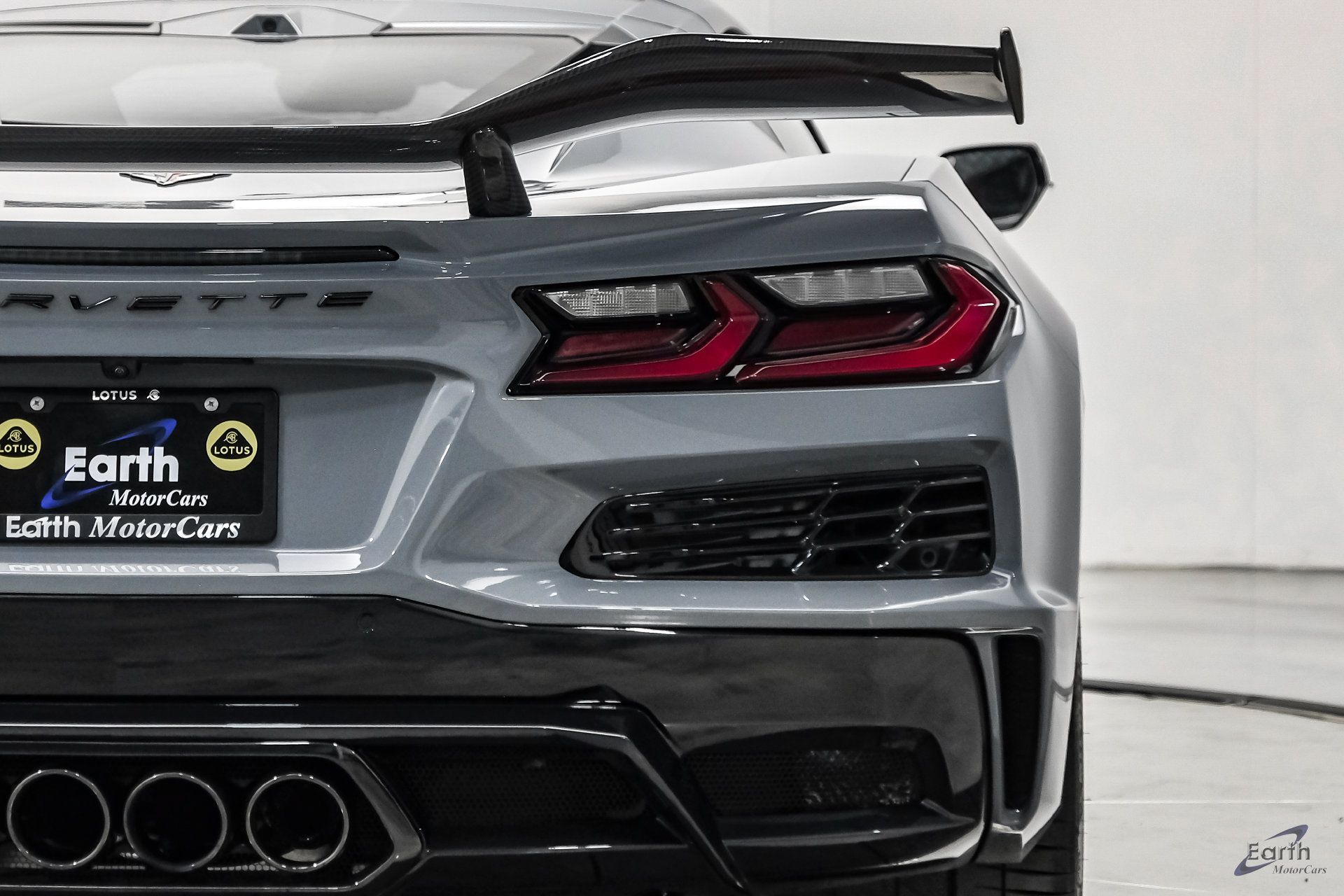 Used 2025 Chevrolet Corvette Z06 w/ Z07 Performance Package RWD image 18