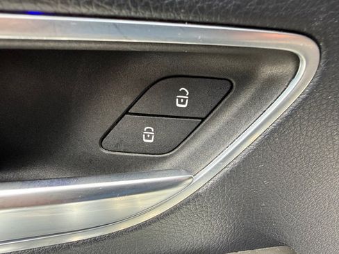 Used 2021 Mercedes-Benz GLS 580 4MATIC image 14