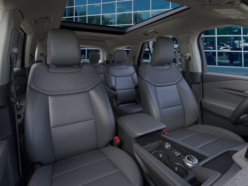 New 2026 Ford Explorer Active AWD/4WD image 13