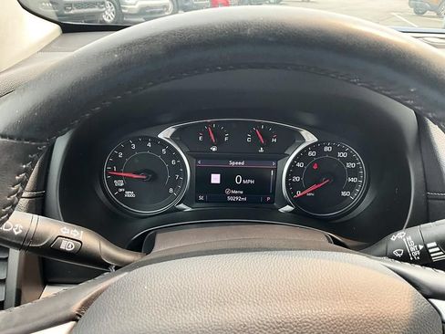 Used 2022 GMC Terrain SLT w/ Infotainment Package II FWD image 18