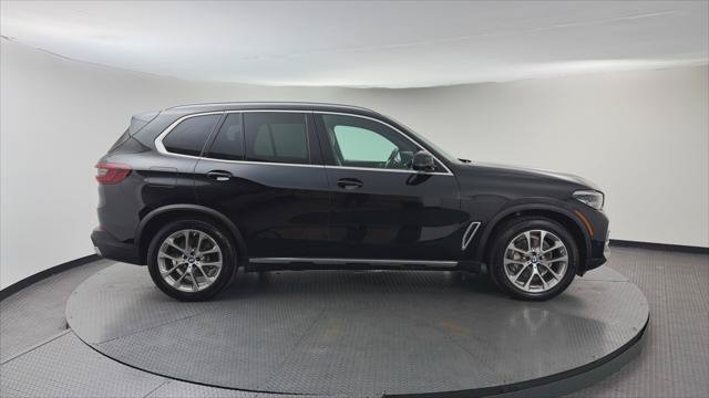 Used 2023 BMW X5 sDrive40i w/ Premium Package RWD image 9