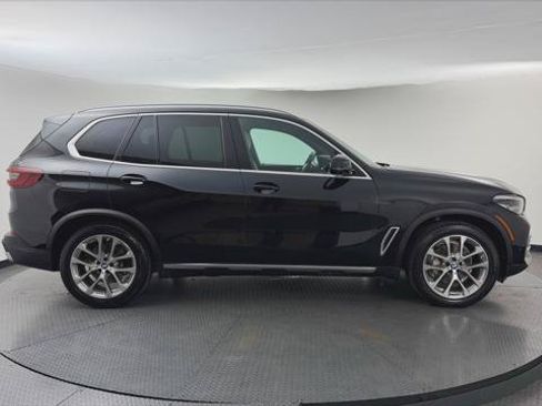Used 2023 BMW X5 sDrive40i w/ Premium Package RWD image 9