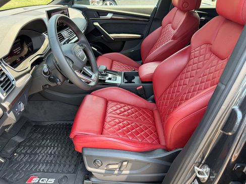 Certified 2023 Audi SQ5 Premium Plus w/ Premium Plus Package AWD/4WD image 3