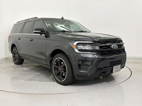 Used 2023 Ford Expedition Max Limited AWD/4WD image 7