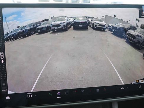 Used 2022 Tesla Model X AWD/4WD image 25