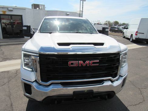 Used 2021 GMC Sierra 2500 4x4 Crew Cab w/ Convenience Package image 3