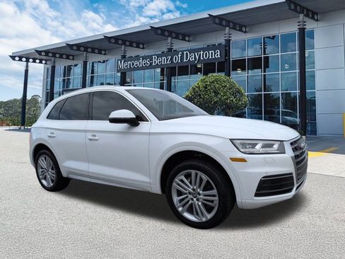 Used 2018 Audi Q5 2.0T Premium Plus w/ Premium Plus Package image 2