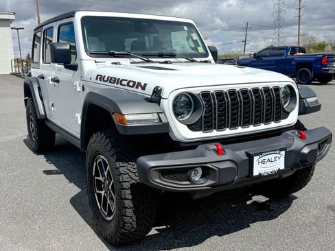 Used 2026 Jeep Wrangler Unlimited Rubicon AWD/4WD image 1