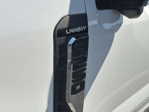 Used 2025 Ford F250 Lariat w/ Chrome Package AWD/4WD image 6