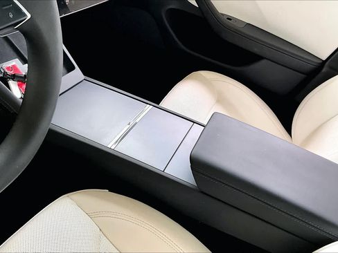 Used 2025 Tesla Model 3 Long Range RWD image 13