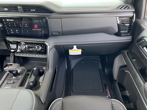 New 2026 GMC Sierra 1500 AT4X AWD/4WD image 34