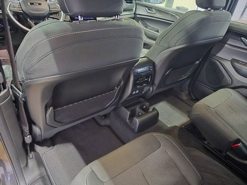 New 2025 Jeep Grand Cherokee L Laredo image 25