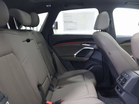 New 2025 Audi Q5 Premium w/ Convenience Package image 24