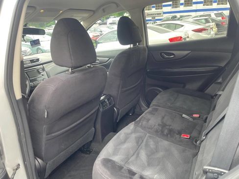 Used 2014 Nissan Rogue S AWD/4WD image 20